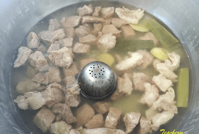 西红柿炖牛腩最实惠 好吃还不算太贵 又下饭又鲜味-IM电竞官网(图15)
西红柿炖牛腩最实惠 好吃还不算太贵 又下饭又鲜味-IM电竞官网(图15)