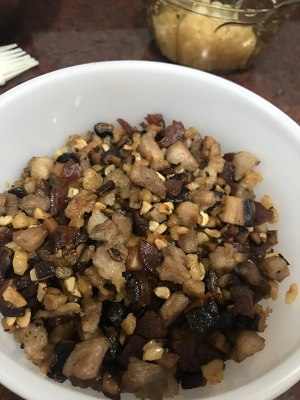 原创 美食严选:酸菜炒蚕豆,蚝油海鲜菇,花甲米线,芦笋炒虾仁的做法-IM电竞平台(图1) IM电竞官网