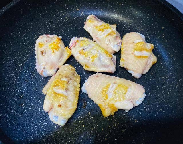 【IM电竞】
美食家常菜推荐：可乐鸡翅 红烧鱼块 荔枝肉（咕噜肉）鲜味下饭(图4)